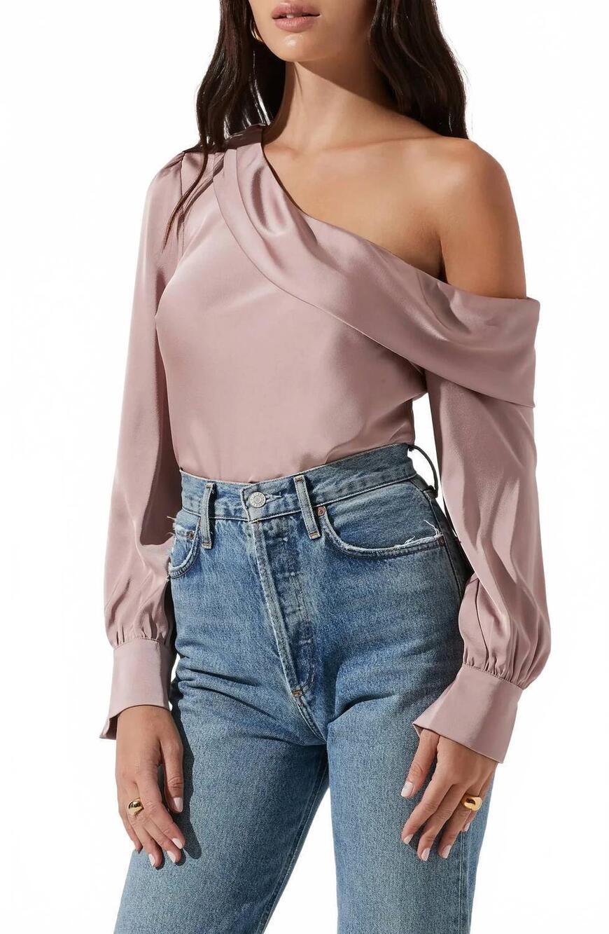 NEW ASTR ellen top in at17044